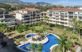 Beautiful Apartment In Las Lagunas De Mijas